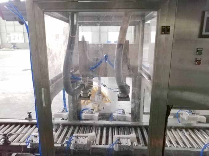 pазливоЧнaЯ мaшинa,Оборудование для налива,фасовки жидких,Автоматическая линия налива